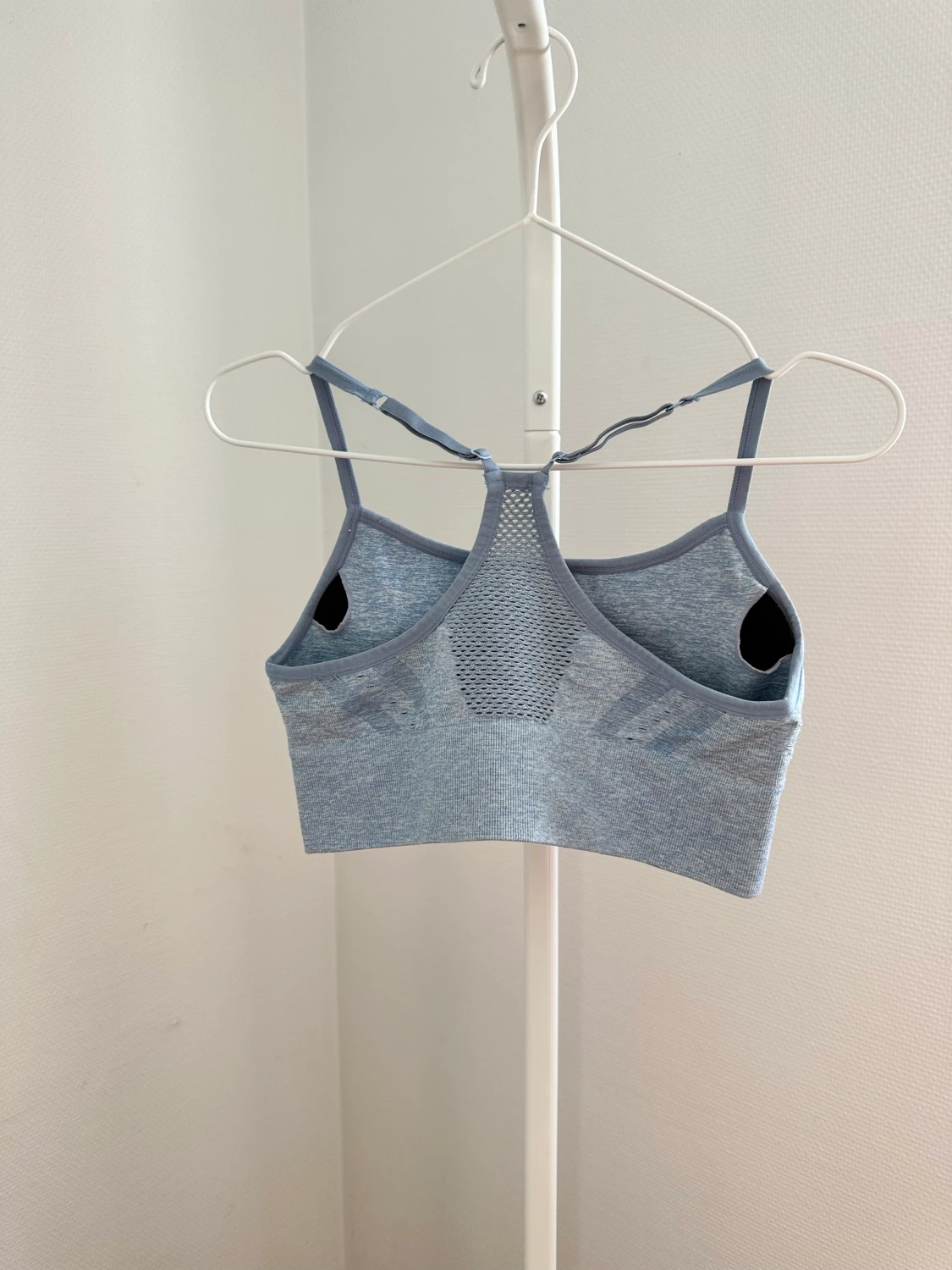 Ljusblå träningsbh - 90