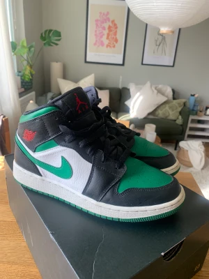 Jordans  - strl 40 men är mer som en 39