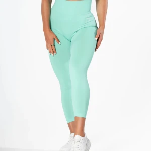 Radiant Scrunch Tights - Mintgrön - Säljer mina Radiant Tights, endast testade.  Nypris 649