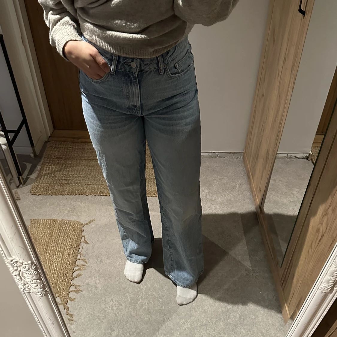 Ljusblåa jeans - 90