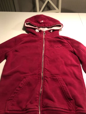 Peakperformance hoodie - Peak zip hoodie, gammal men snygg modell mer rosa i verkligheten 