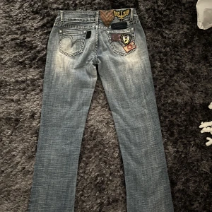Lågmidjade jeans - Jättefina jeans, använts enstaka gånger men är i super bra skick. 