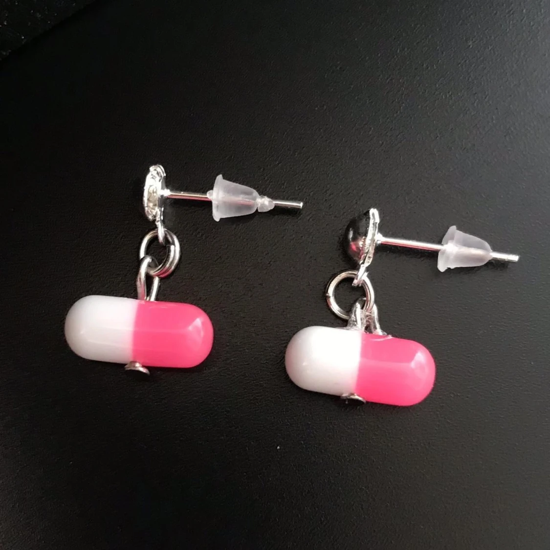 Piller örhängen !! - 91