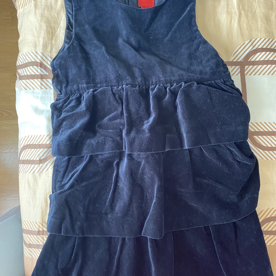 Svart klänning från Espirit