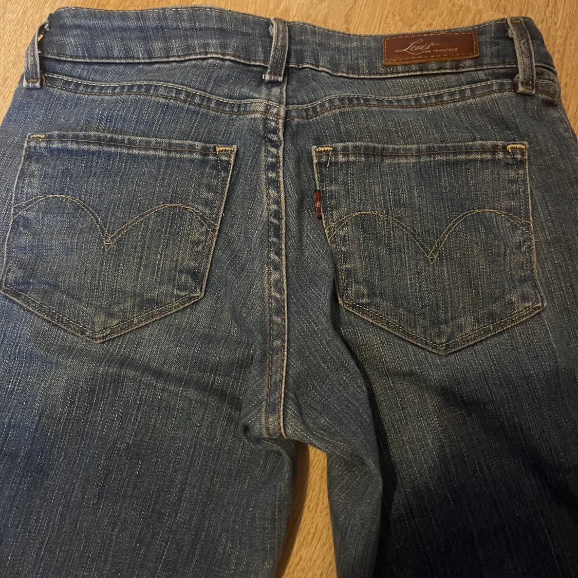Lågmidjade Levis jeans  - 90