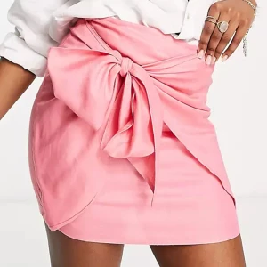 Rosa linnekjol - Supersöt rosa linnekjol! Säljes pga inte läbgre min stil. Skriv för fler bilder💕