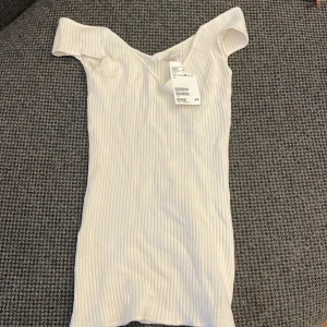 Linne - Linne aldrig använt, benvit