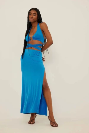 Nakd set - Hej, säljer det här settet från Nakd aldrig användt. Jättefint på sommaren för semester bla. Säljer det pga att det blir bara aldrig användt. Säljer både kjolen och toppen för 150kr. Köpte båda på rea för 350 för ett år sen ungefär.