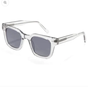 Laurito glasögon - Jag säljer mina laurito glasögon som jag har beställt. Helt nya jag kan börja frakta den 20/6. De är perfeckta till sommaren☀️👍 De ser nästan helt ut som chimis fast billigare. De är just nu helt slutsålda. Priste går att diskuteras👍