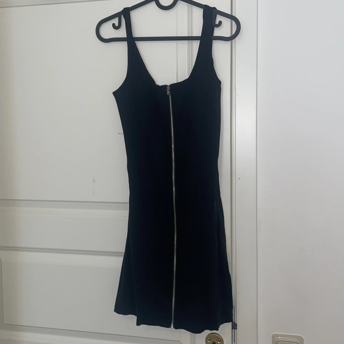 Klänning med drajkedja