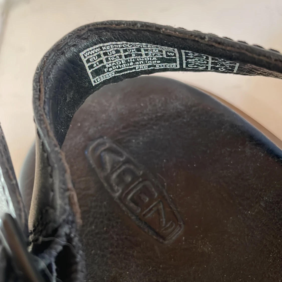 Fina sandaler i läder - 91