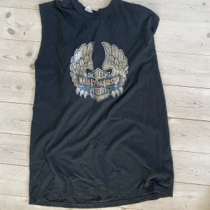 Harley davidson tröja - Armlös lång Harley davidson tröja ❤️passar mig som S oversized