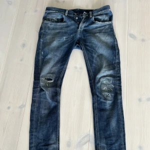 Dondup jeans - Snygga dondup jeans. Lite större i storleken.