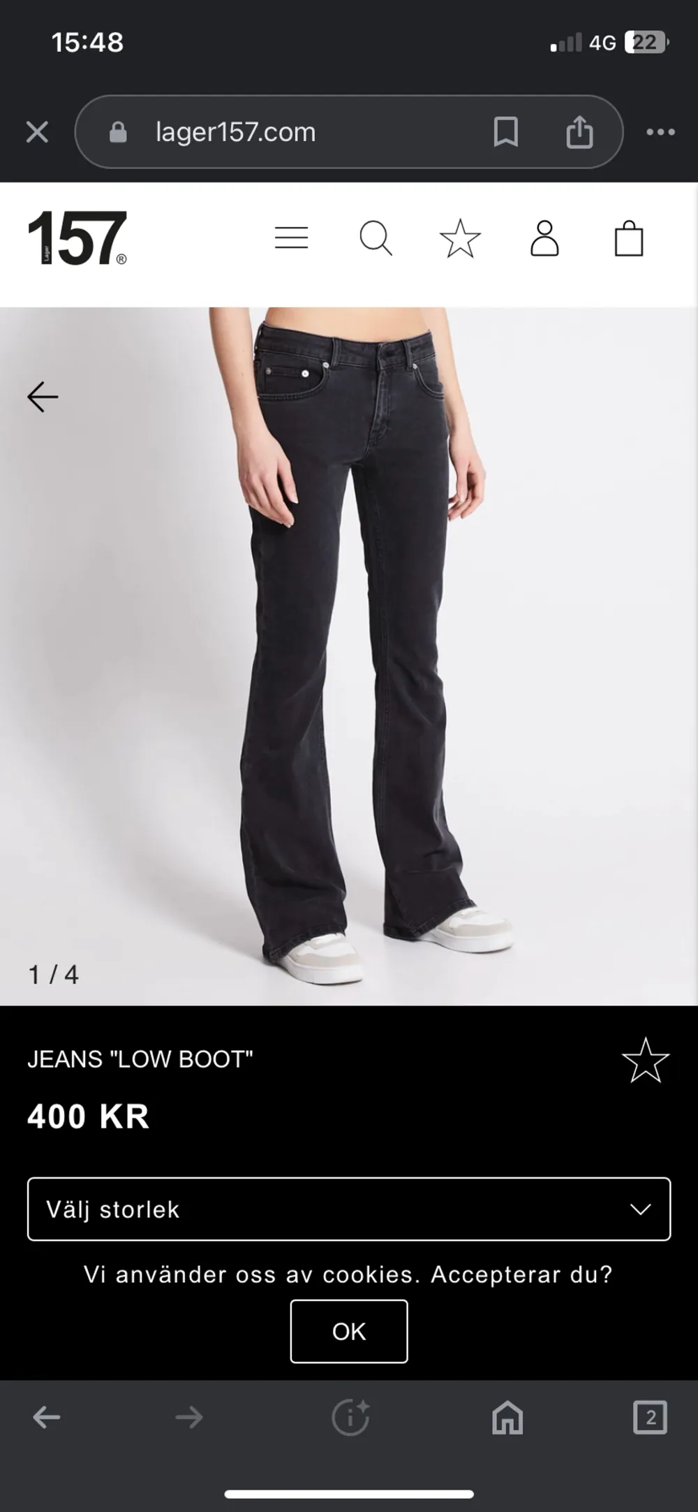 Tyckte inte de satt bra på mig och har klippt at 1 cm på topparna så de inte ser slitna ut.. Jeans & Byxor.