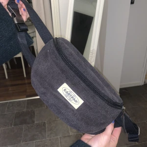 Väska - Väska som jag inte använder och därför säljer!