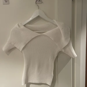 Topp - Fin stickad topp! Aldirg använd 