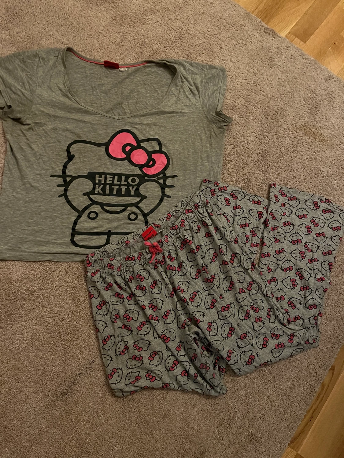 Hello Kitty pyjamas 