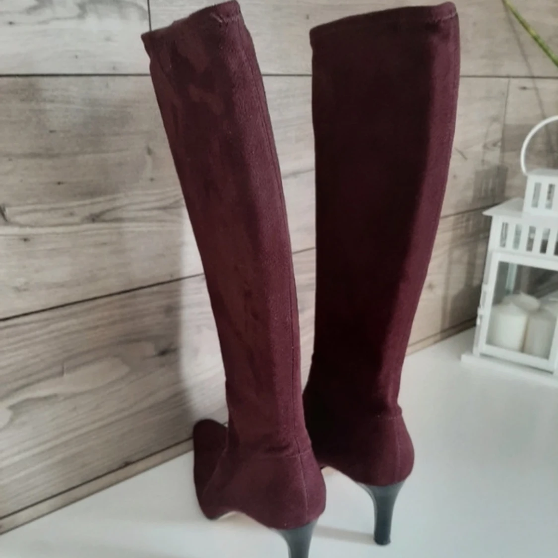 Vinröda stövlar  - 90