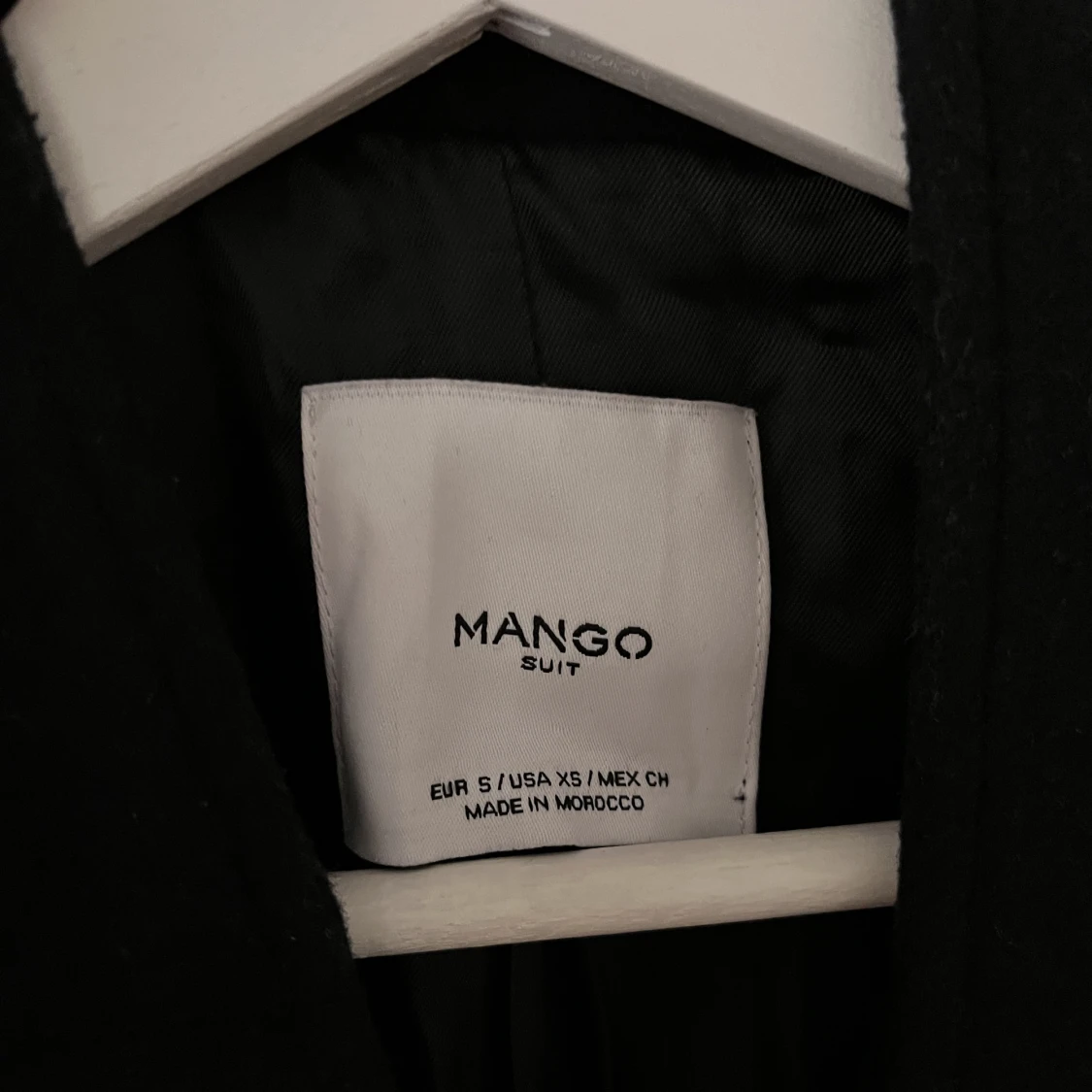 Svart ull kappa Mango  - 90