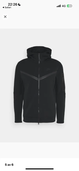 Nike tech fleece - Säljer nu mitt jätte snygga Nike tech fleece set då det inte är min stil längre,köpt från JD,skriv för frågor eller egna bilder🩷