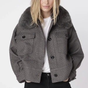 Meotine Charlie jacka - Meotine Charlie jacka i storlek S/M. Nypris 2800kr 🤍