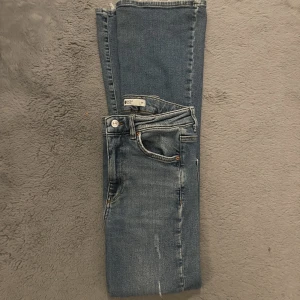 Bootcut jeans  - Säljer mina Bootcut jeans från Gina som är Midwest, köpt för 499kr och är i ett superfint skick och passar mig som är 160cm 💓