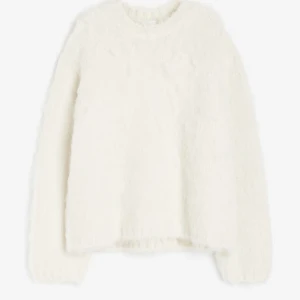 Stickad tröja - StickT tröja från hm. Helt ny