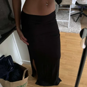 kjolar - säljer några söta kjolar som inte alls kommer till någon användning 🌸 säljer dem för 100kr st! 