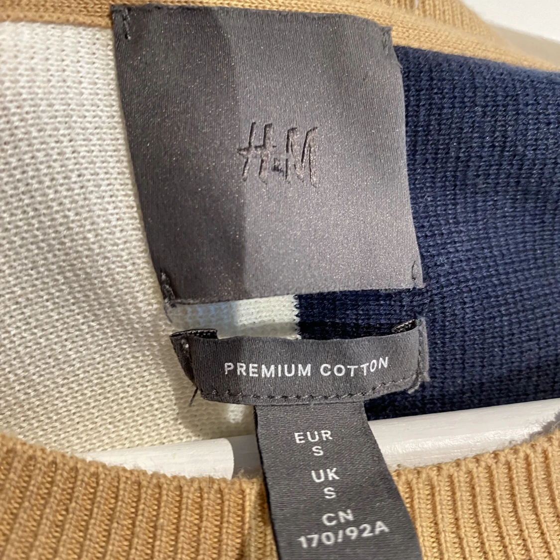 Oanvänd Randig Sweatshirt från H&M  - 91