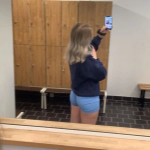 Träningsshorts  - 3 par träningsshorts - rosa, blåa och gråa, använda några gånger men som nya.   Alla tre för 180kr eller 80kr styck, hör av dig om fler bilder önskas eller vid frågor💓