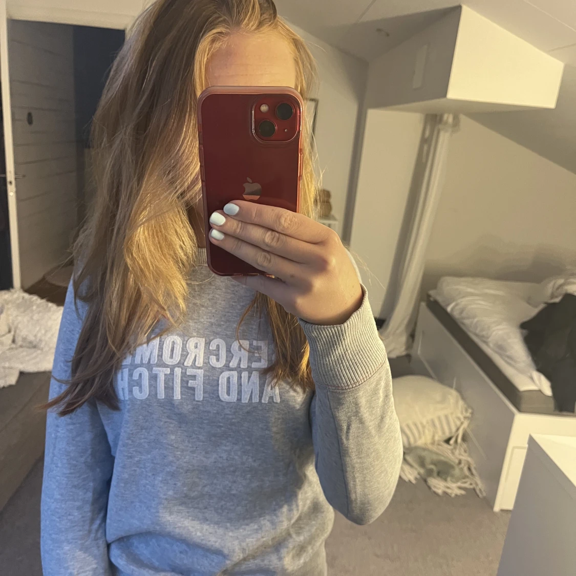 Grå sweatshirt 