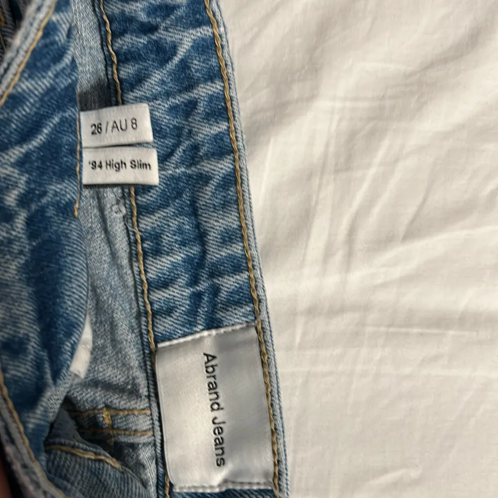 Abrand jeans  Använda 2 gånger Original pris - ca 800kr. Jeans & Byxor.