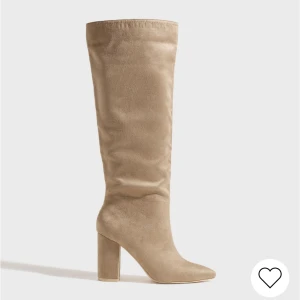 stövlar - Helt oanvända mocka stövlar i str 36!! Svin snygga nu till hösten Nypris 799