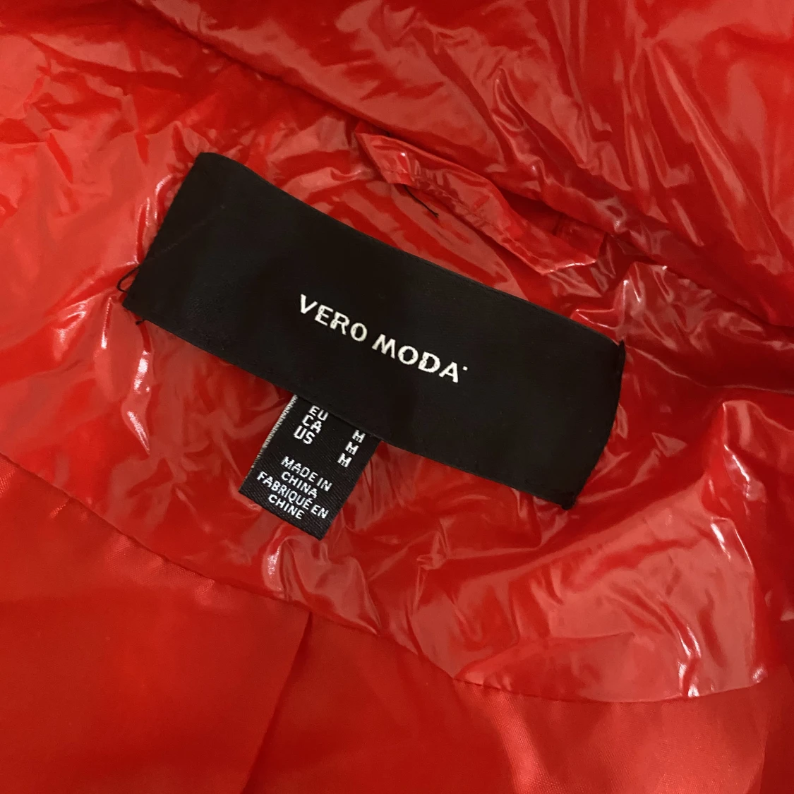 Röd jacka från Vero Moda - 91