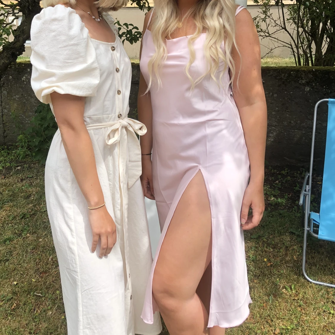 Rosa klänning med djup rygg - 91