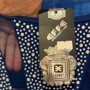 Klänning - Helt ny klänning med prislapp stl S 