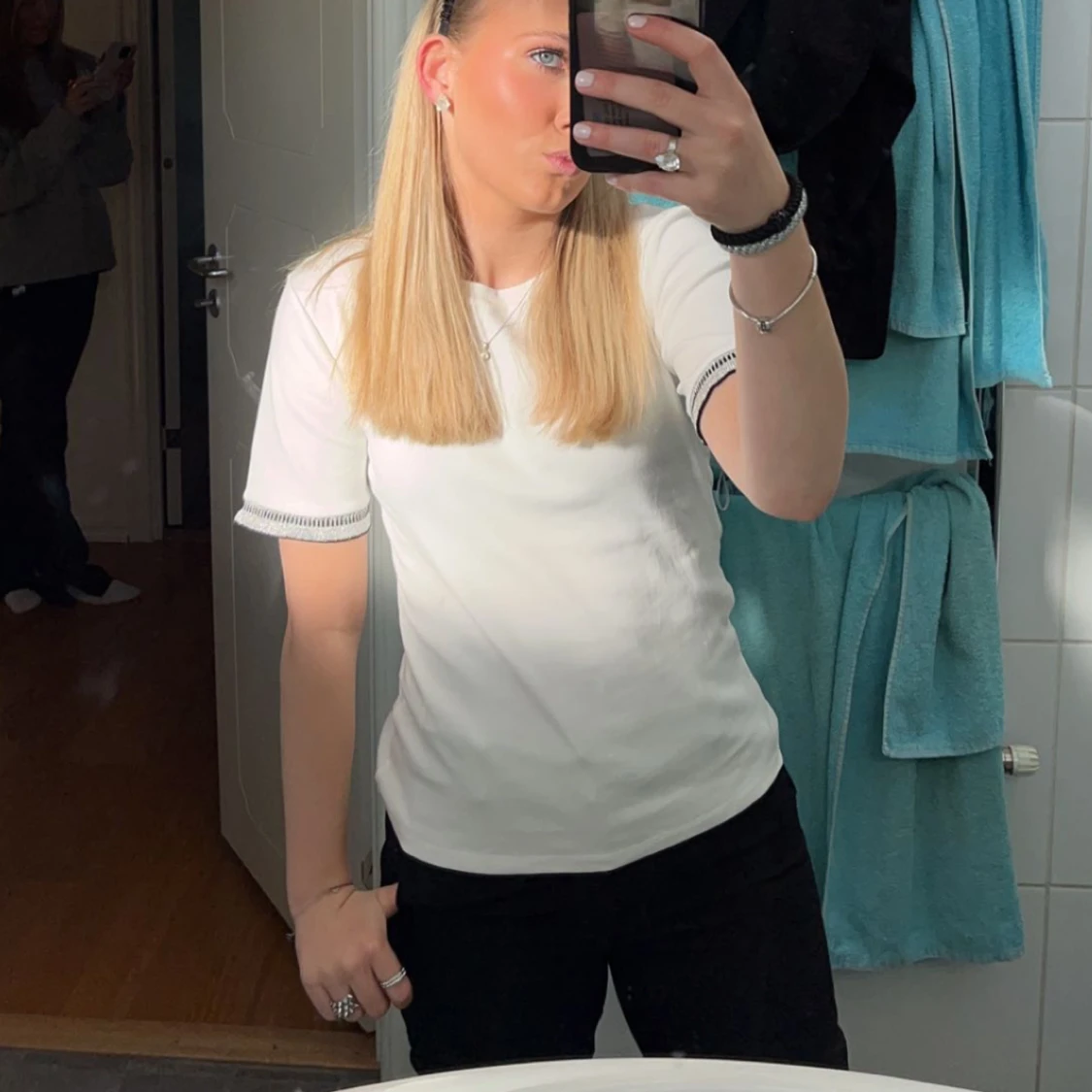 T-shirt med detaljer 