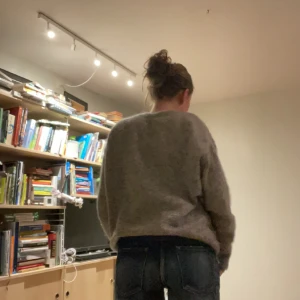 Jeans  - Såååå söta jeans kan användas lågmidjade eller bara normala. Älskar dom men har för många byxor :( 