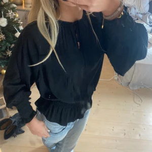 Blus - SUPER snygg blus 