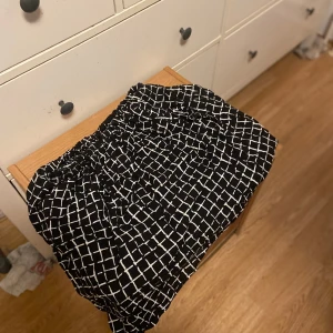 Skjol  - Gjort själv i slöjden aldrig använd 