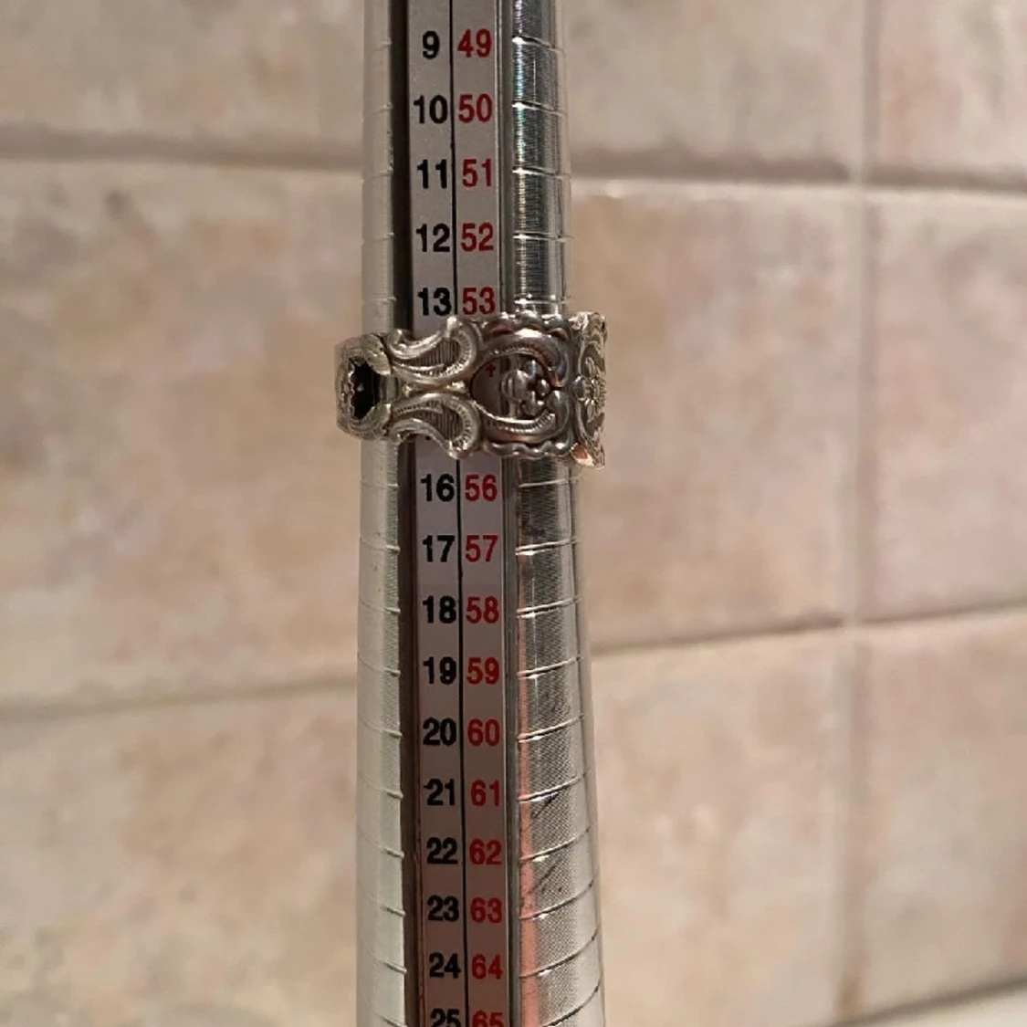 Ring av nysilver  - 91