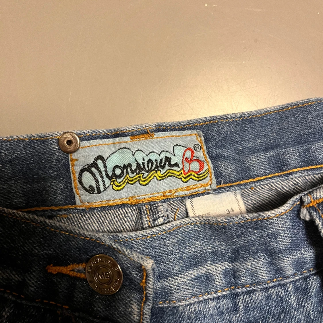 Baggy jeans med cool ficka  - 91