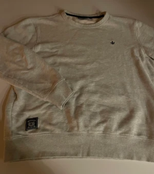 Morris sweatshirt  - Morris sweatshirt. Typ helt ny andvänder aldrig, nypris 1300kr. Strlek S ▪️skriv vid frågor▪️