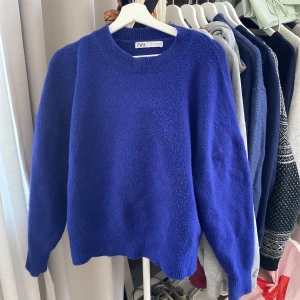 Zara stickad tröja - :)