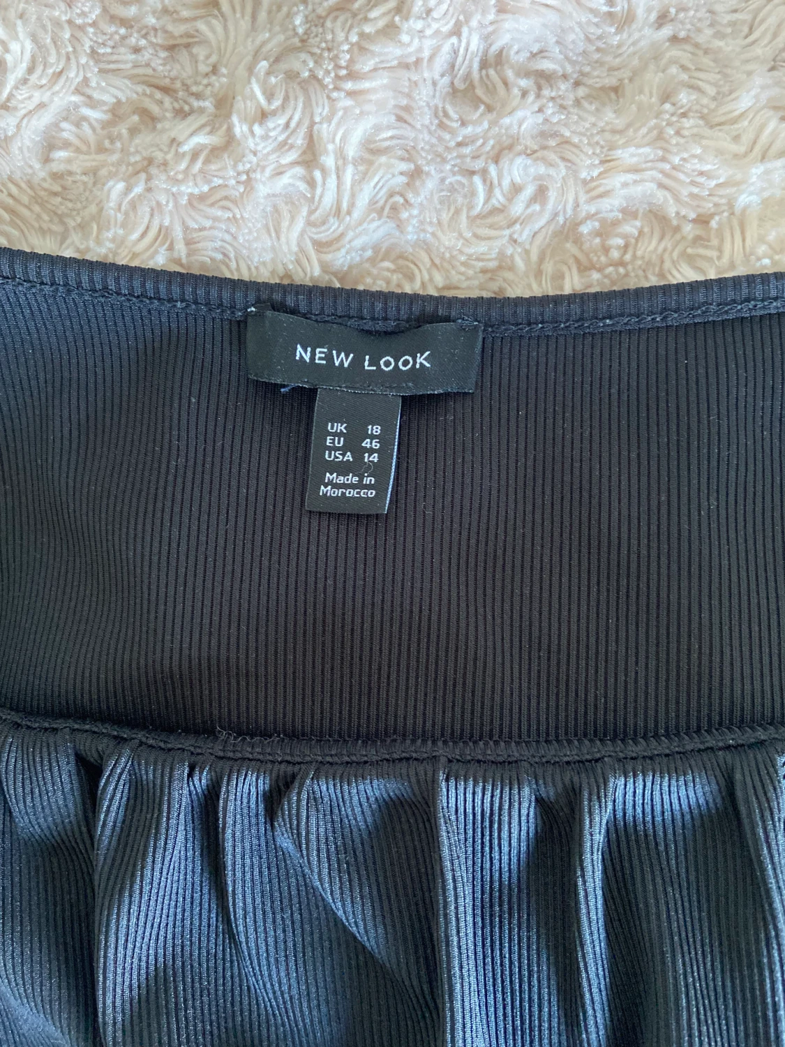 Svart långärmad tröja  - 90