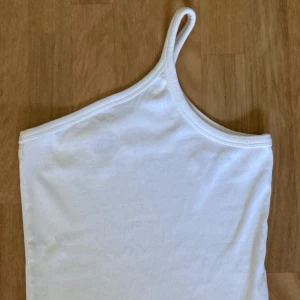 Vitt linne - Jätte fin men kommer inte till användning. Använd 2 gånger 