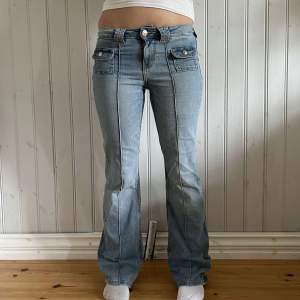 De populära Lågmidjade cargo jeansen från H&M ⭐️ slutsålda