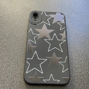 Telefon skal - iPhone Xr skal oanvänd säljs för 40kr plus frakt💕