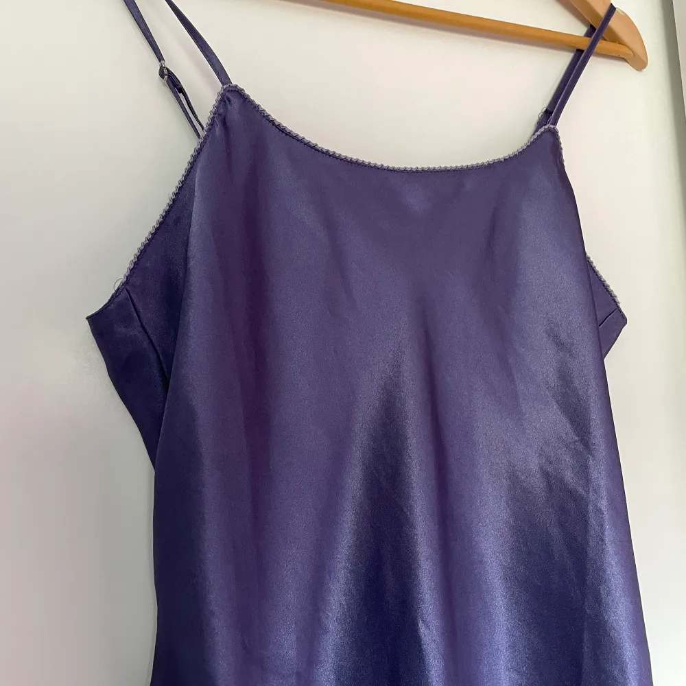 figursydd slipdress . Mekot.