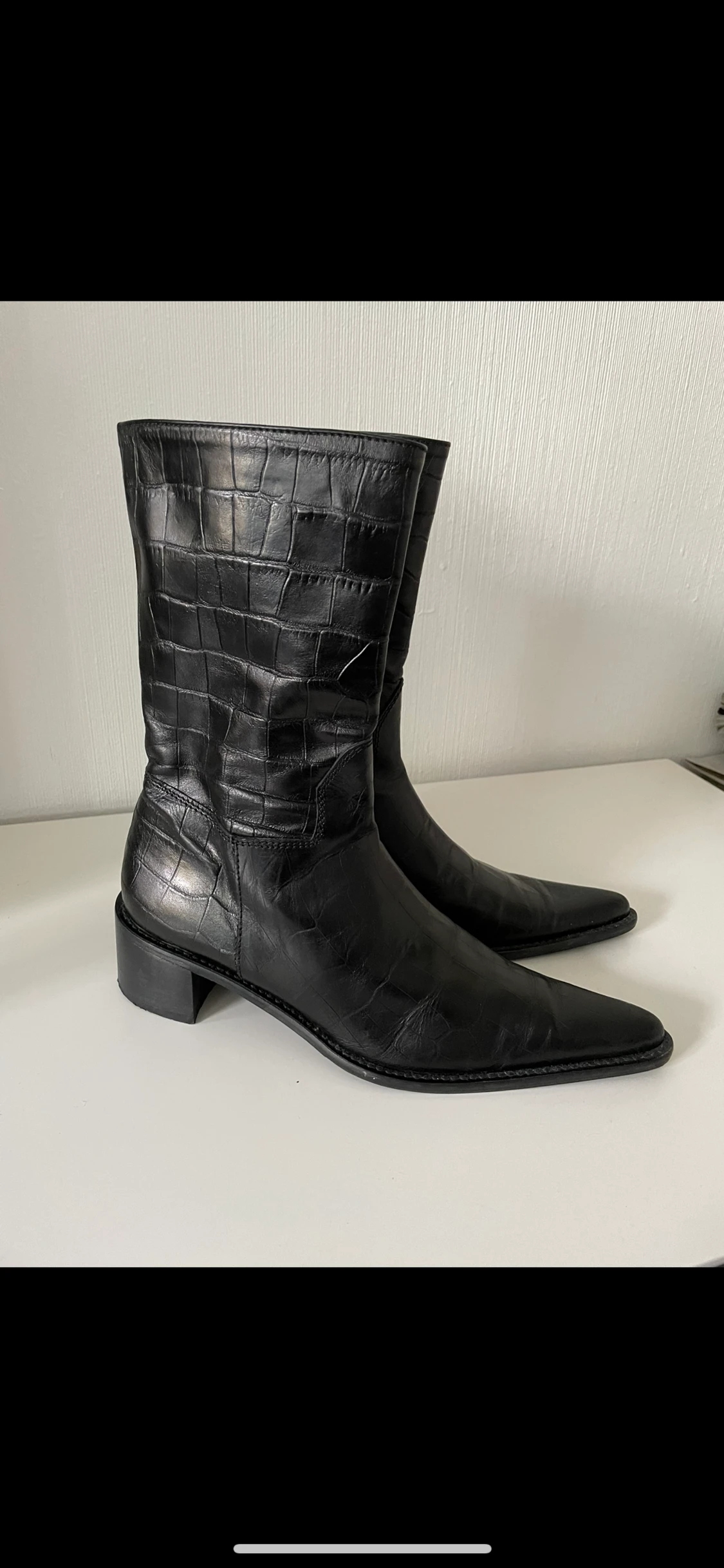 Italienska stövlar i finaste skinn